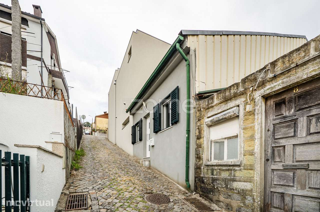 Moradia T2 com Pátio e Anexo em S. Vítor, Braga - Grande imagem: 2/38