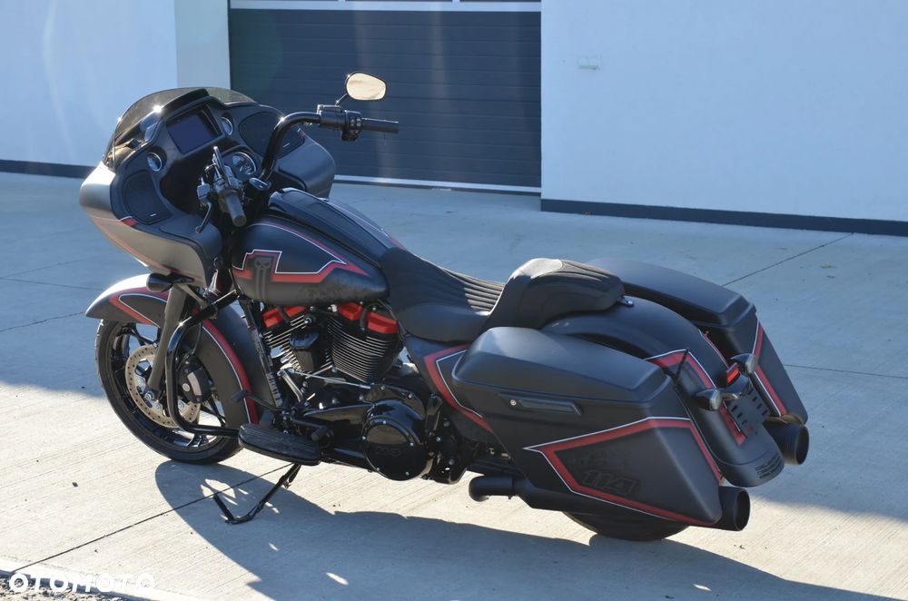 Harley-Davidson Touring Road Glide - 6