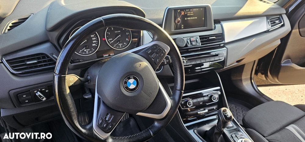 BMW Seria 2 218d Sport Line - 5