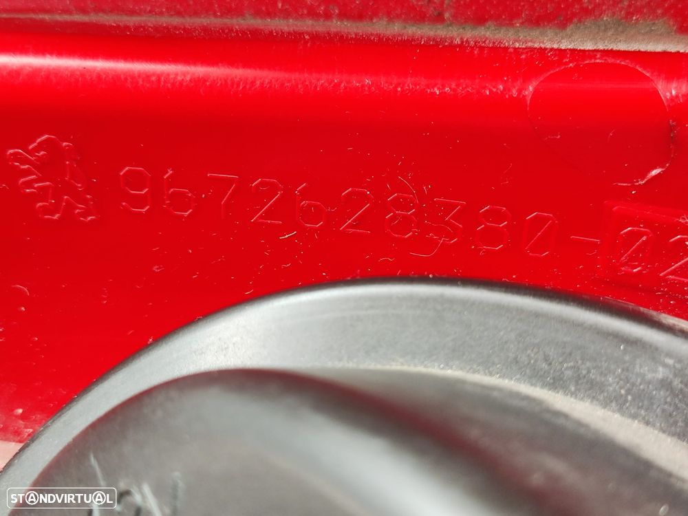 Farolins traseiros trás esquerdo direito LED originais Peugeot 208 Mk1 Fase 1 de 2012 a 2015 - 8