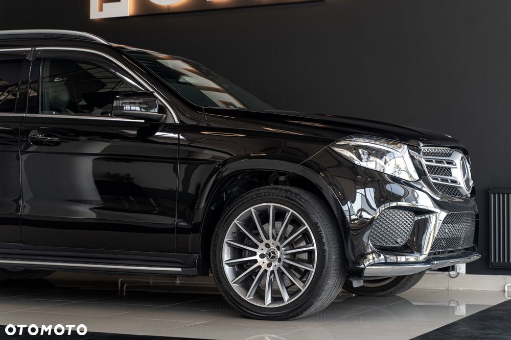 Mercedes-Benz GLS - 18