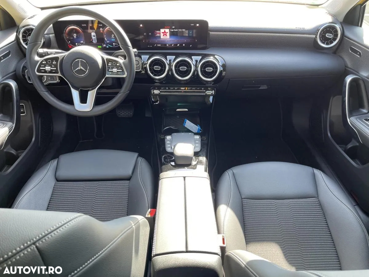 Mercedes-Benz A - 11