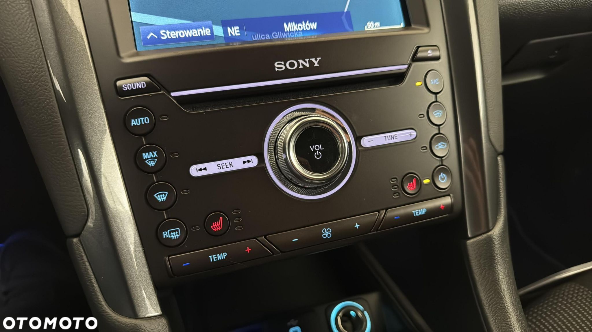 Ford Mondeo 2.0 EcoBlue Titanium - 22
