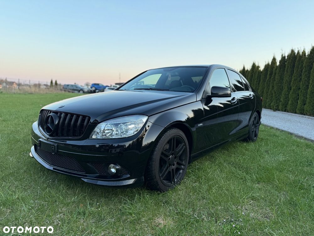 Mercedes-Benz Klasa C 180 Kompressor BlueEFFICIENCY Avantgarde - 2