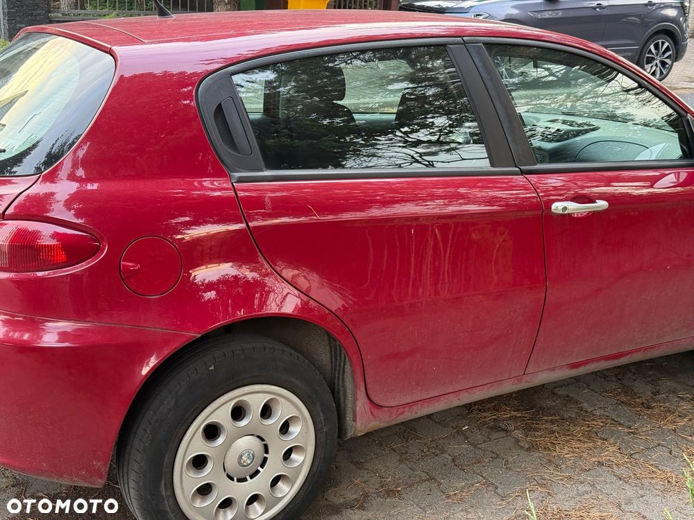 Alfa Romeo 147 1.6 Twin Spark 16V - 3