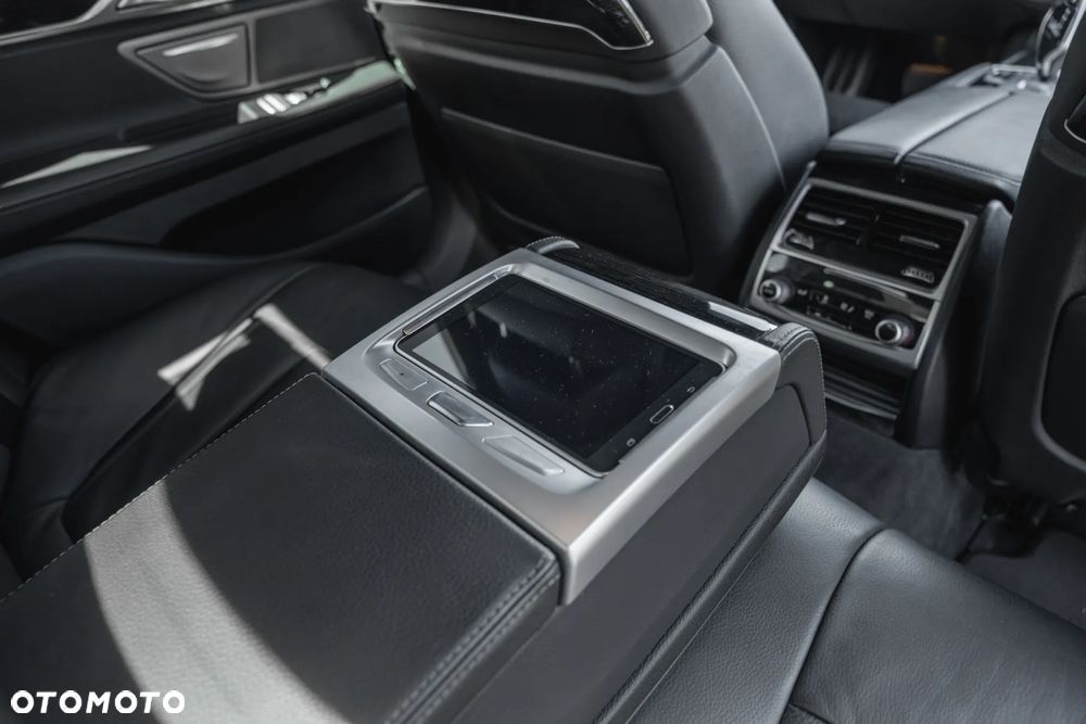 BMW Seria 7 730d xDrive - 22