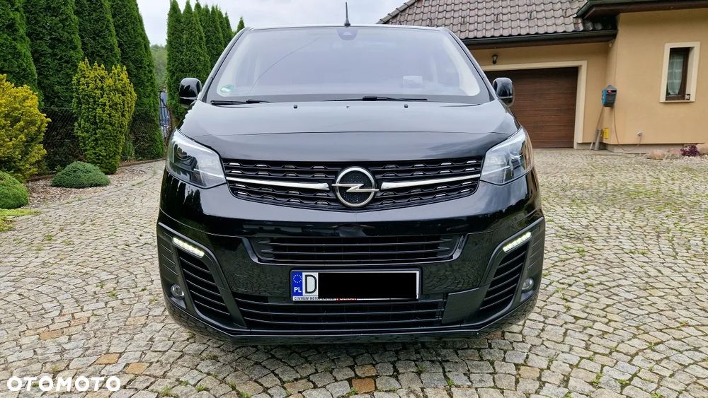 Opel Zafira 2.0 D M Innovation - 12