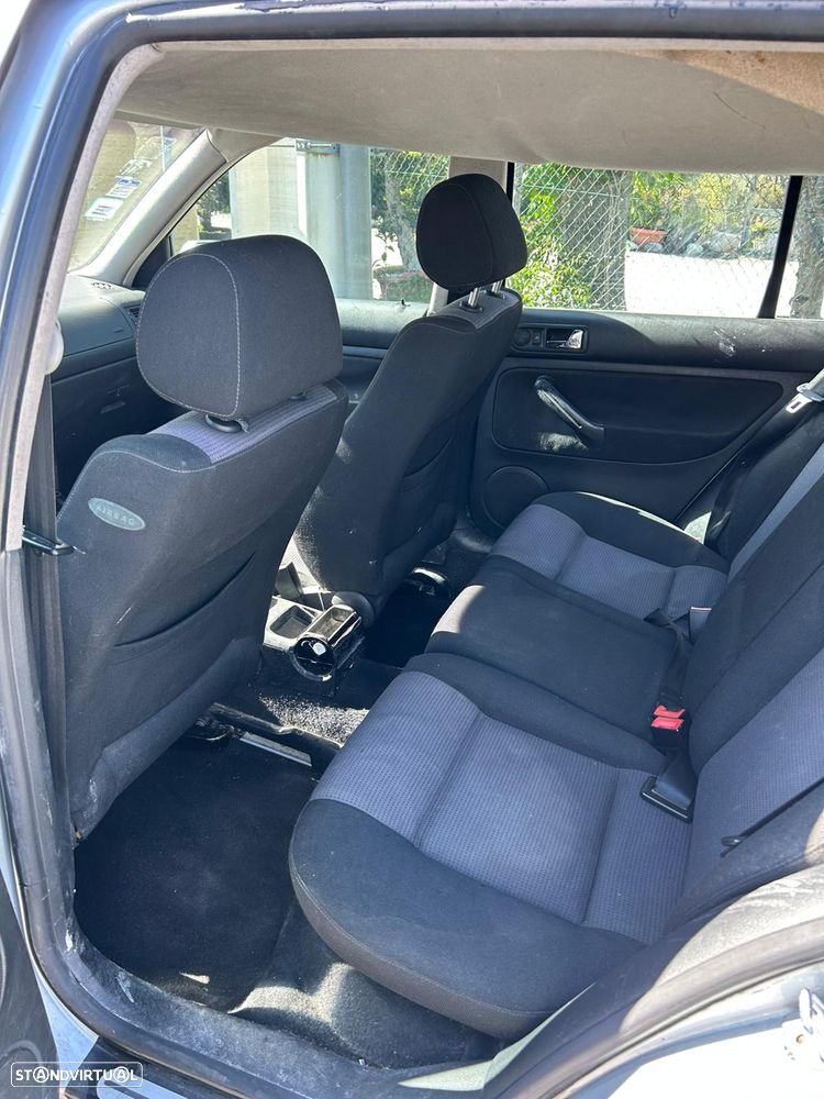 VW Golf 1.4i Confort - 7