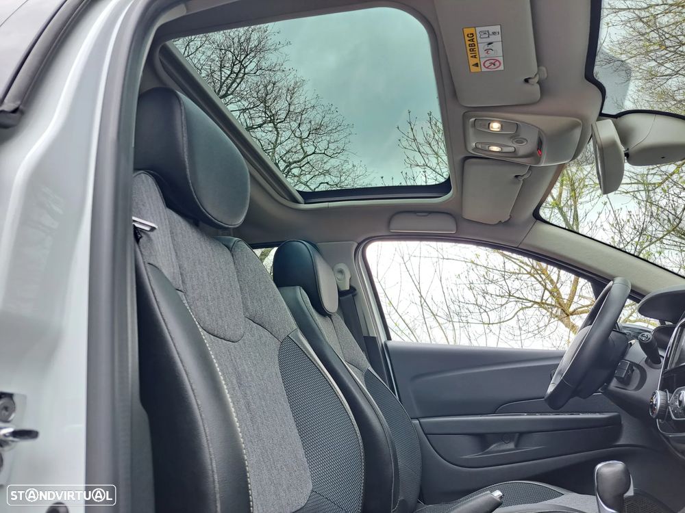 Renault Captur TCe 150 EDC GPF BOSE EDITION - 13