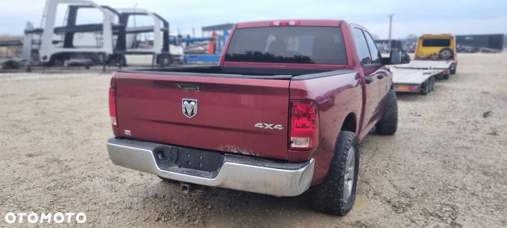 Dodge RAM 5.7 4x4 - 7