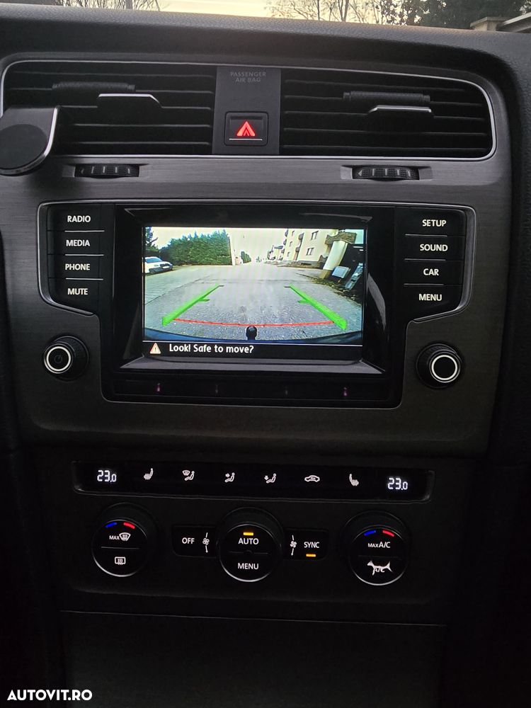 Volkswagen Golf 1.6 TDI DPF DSG Highline - 18