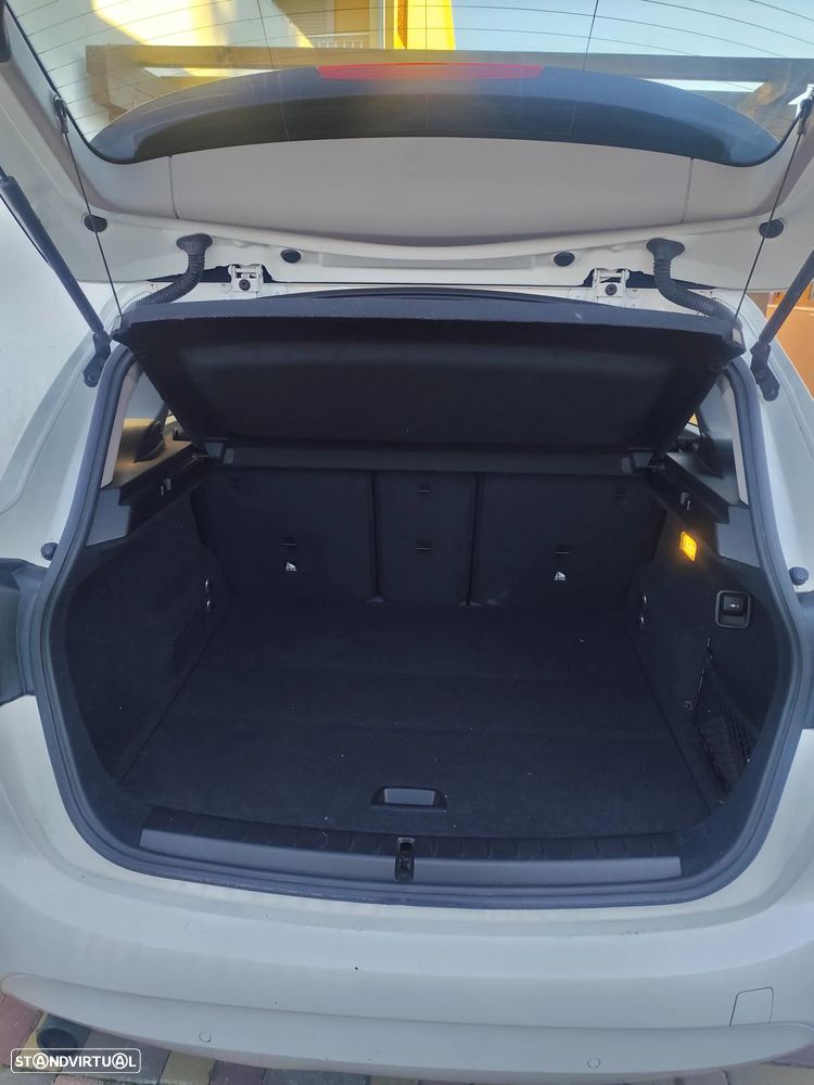 BMW 216 Active Tourer d - 8