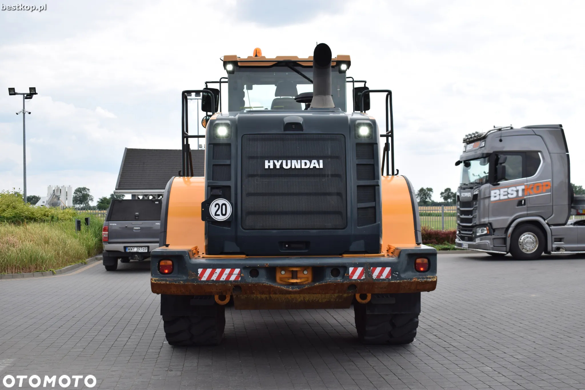 Hyundai HL965 - 6