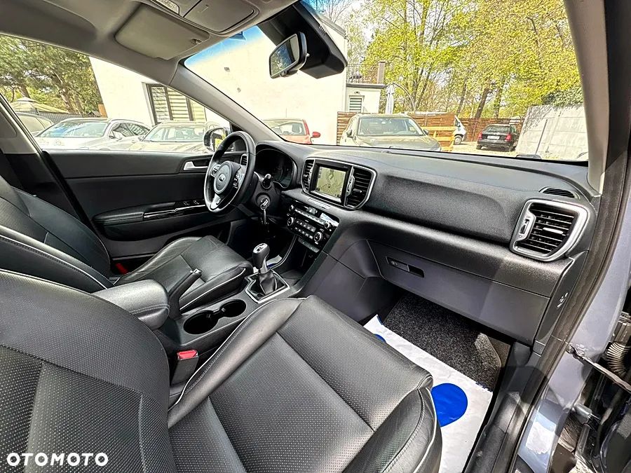 Kia Sportage 1.6 GDI 2WD DREAM-TEAM EDITION - 32