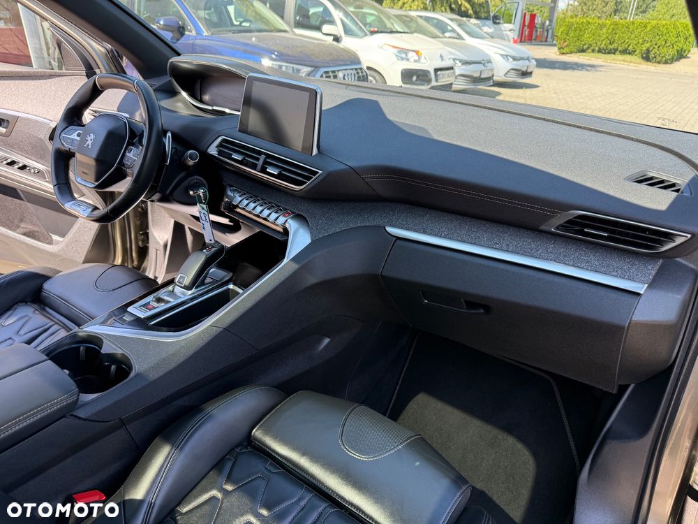 Peugeot 5008 1.6 THP Crossway S&S EAT6 - 25