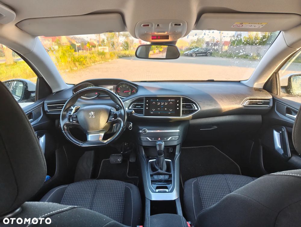 Peugeot 308 BlueHDi 130 EAT8 Stop & Start Allure - 20