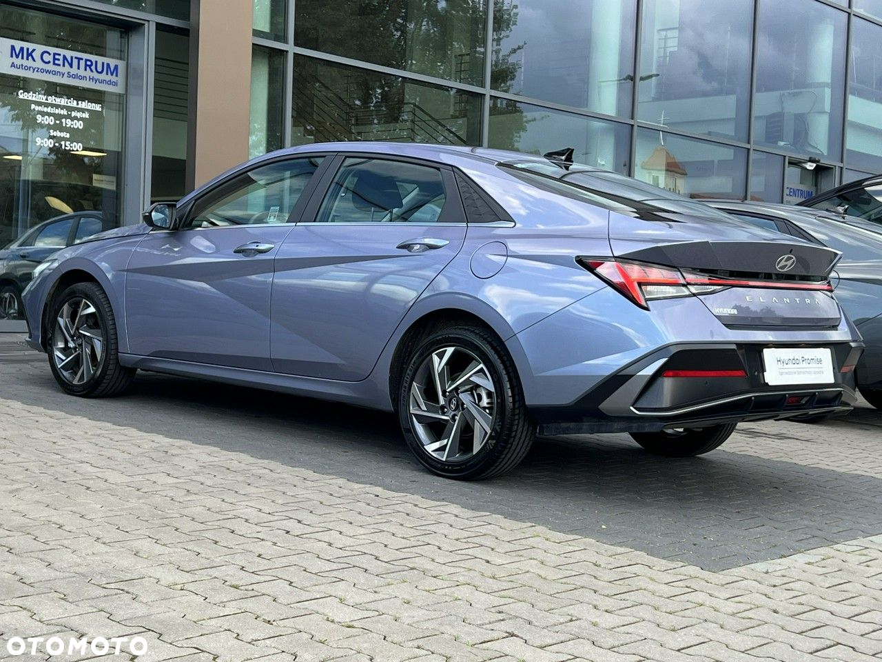 Hyundai Elantra - 6