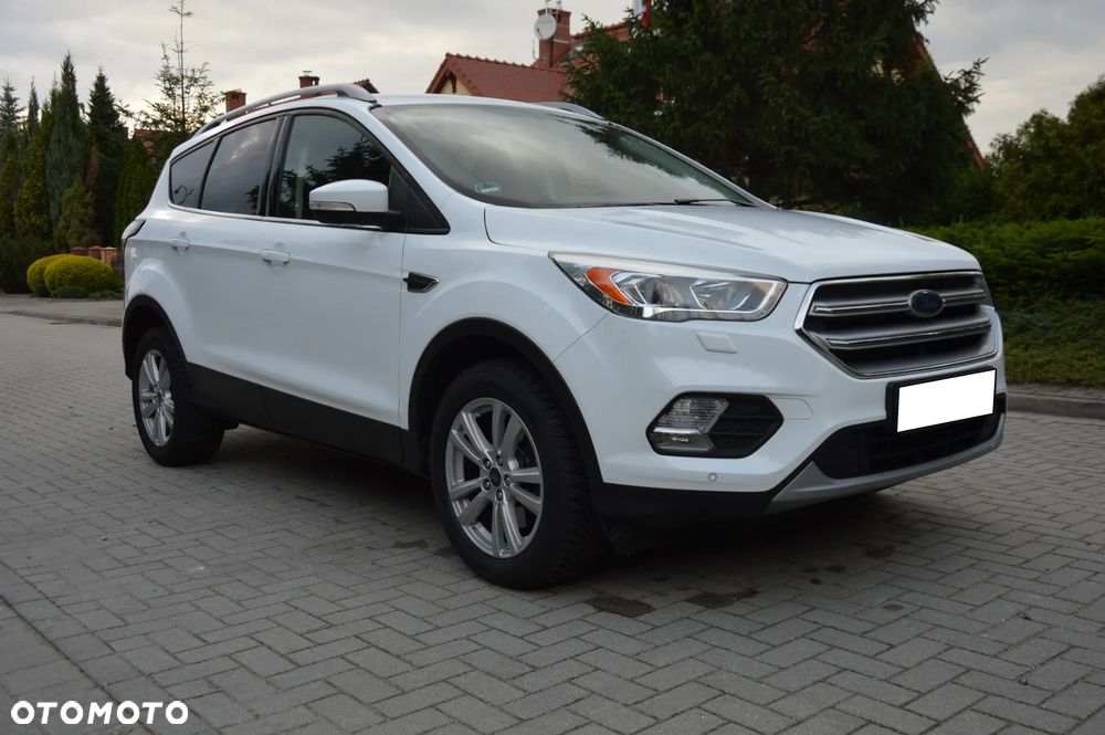 Ford Kuga 2.0 TDCi 2x4 Titanium - 8