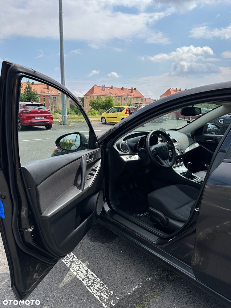 Mazda 3 1.6 Exclusive EU5 - 8