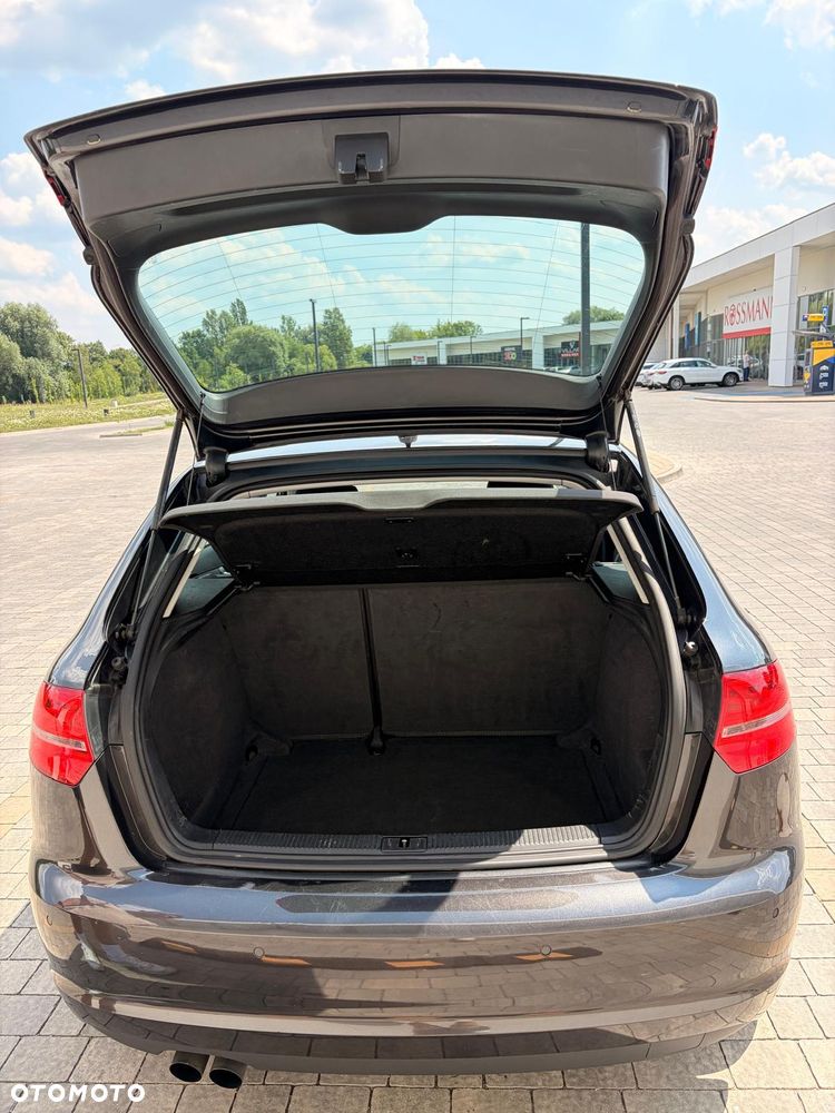 Audi A3 Sportback - 14