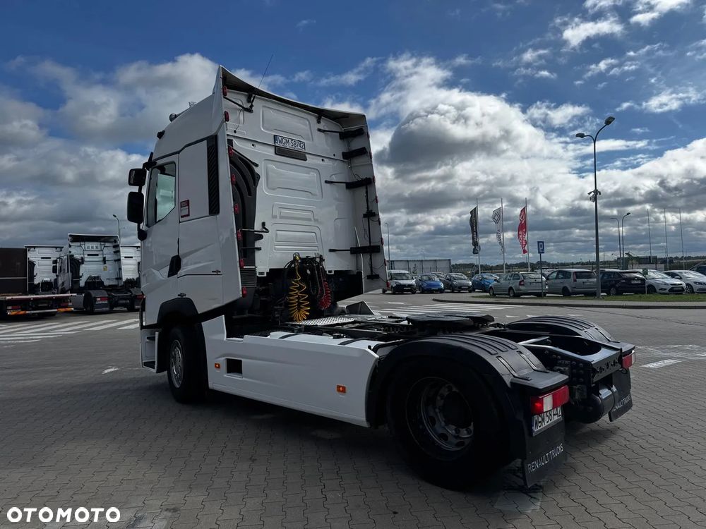 Renault T520 High Cab - 4