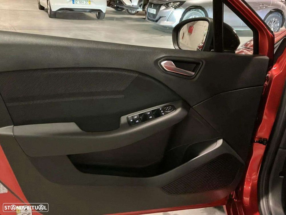 Renault Clio - 19