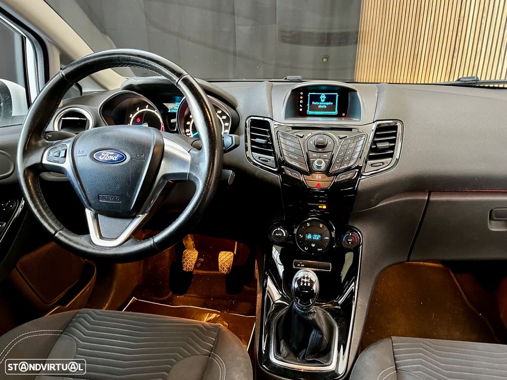 Ford Fiesta 1.0 Ti-VCT Titanium - 11
