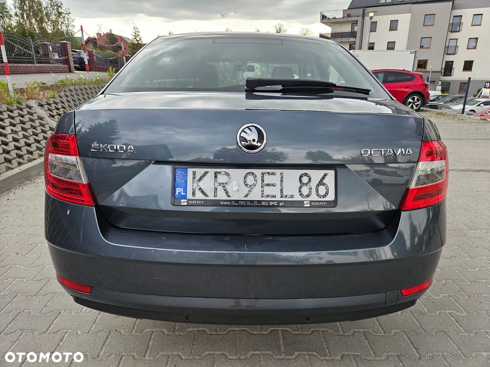 Skoda Octavia 1.4 TSI Ambition - 4