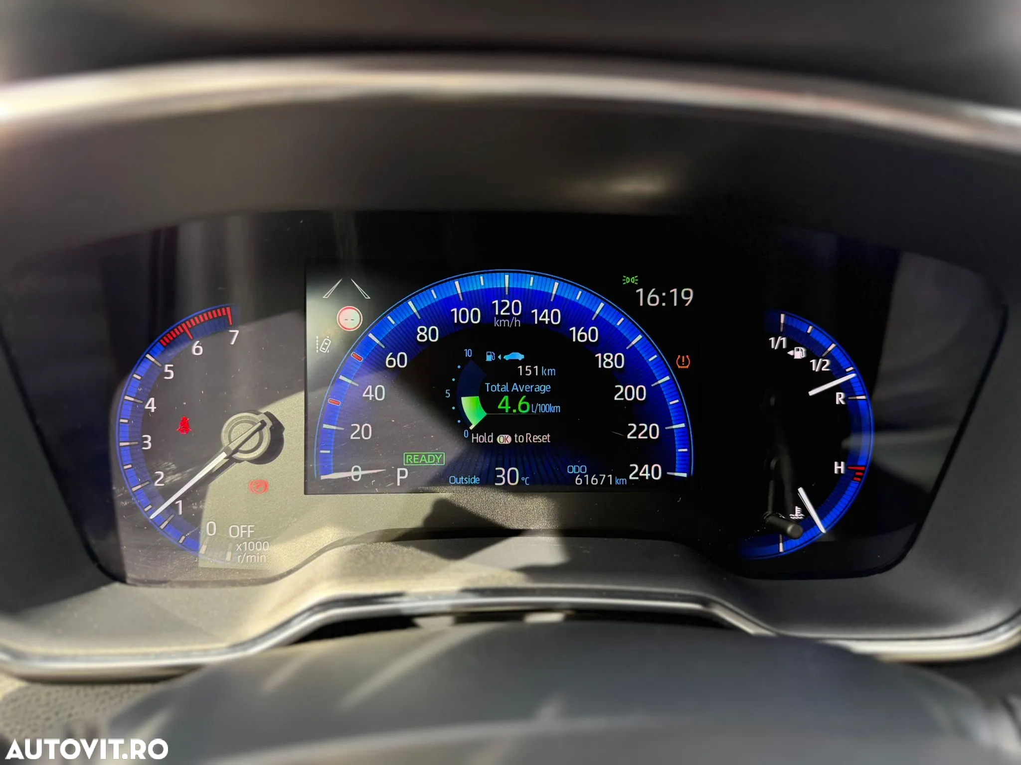 Toyota Corolla - 11