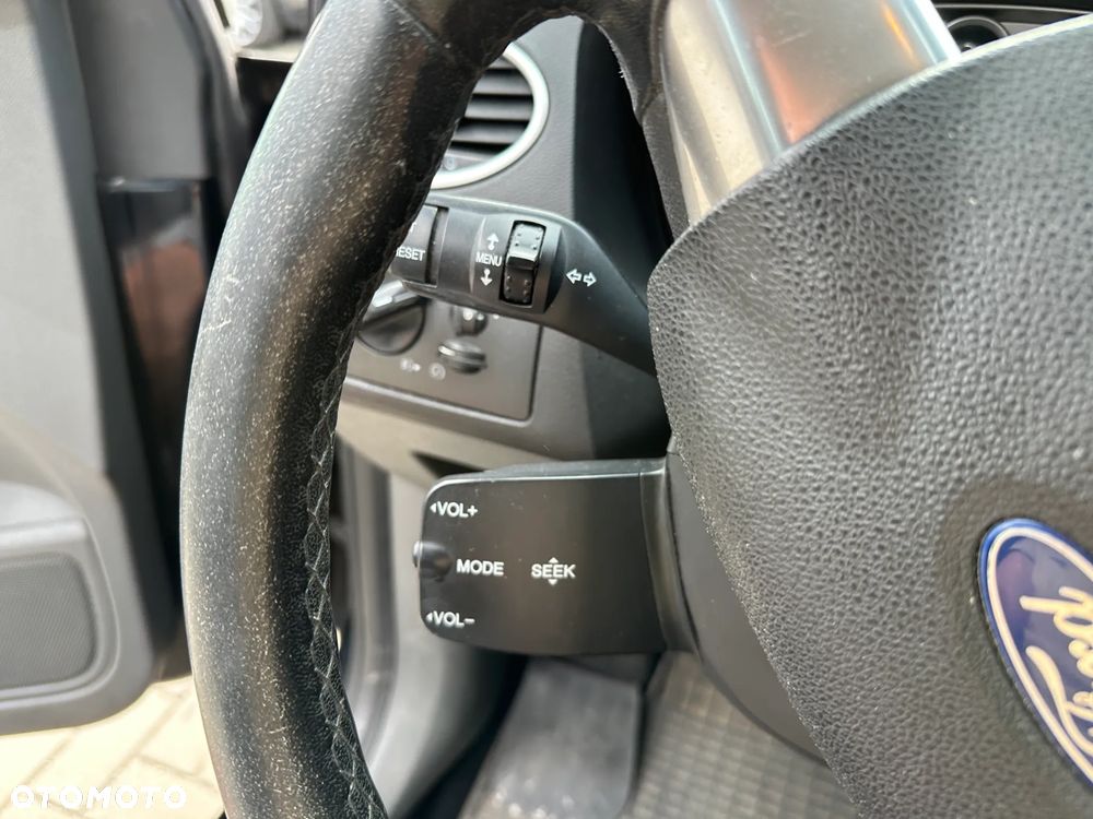 Ford Focus - 10