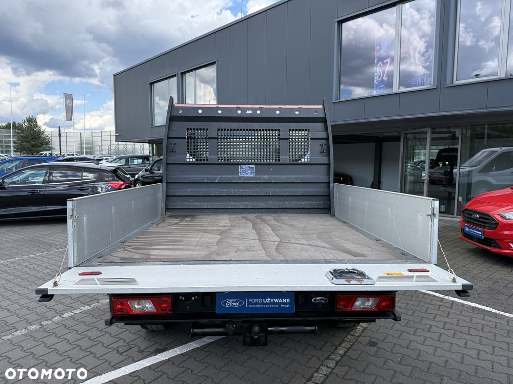 Ford Transit - 13