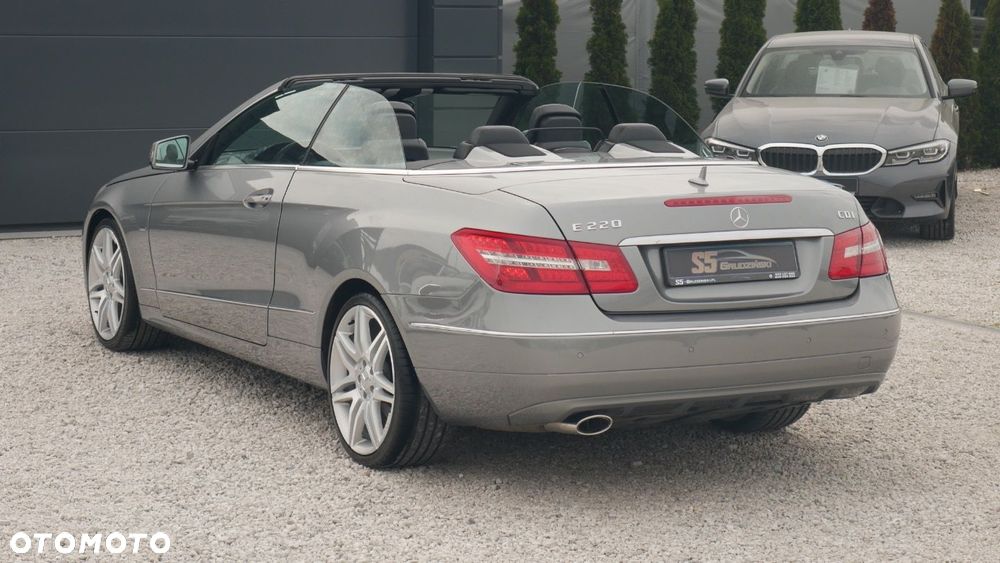 Mercedes-Benz Klasa E - 9