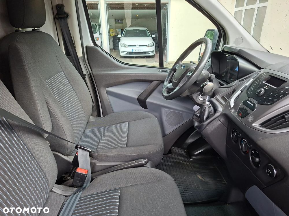 Ford Transit Custom - 12