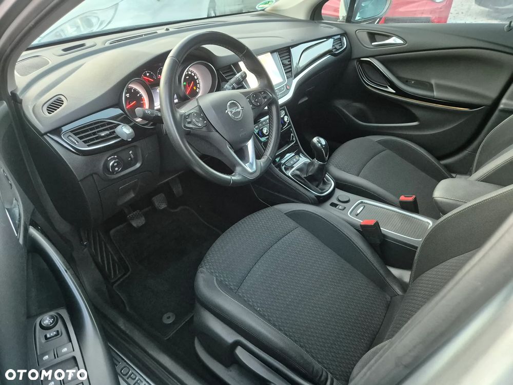 Opel Astra 1.4 Turbo Edition - 24