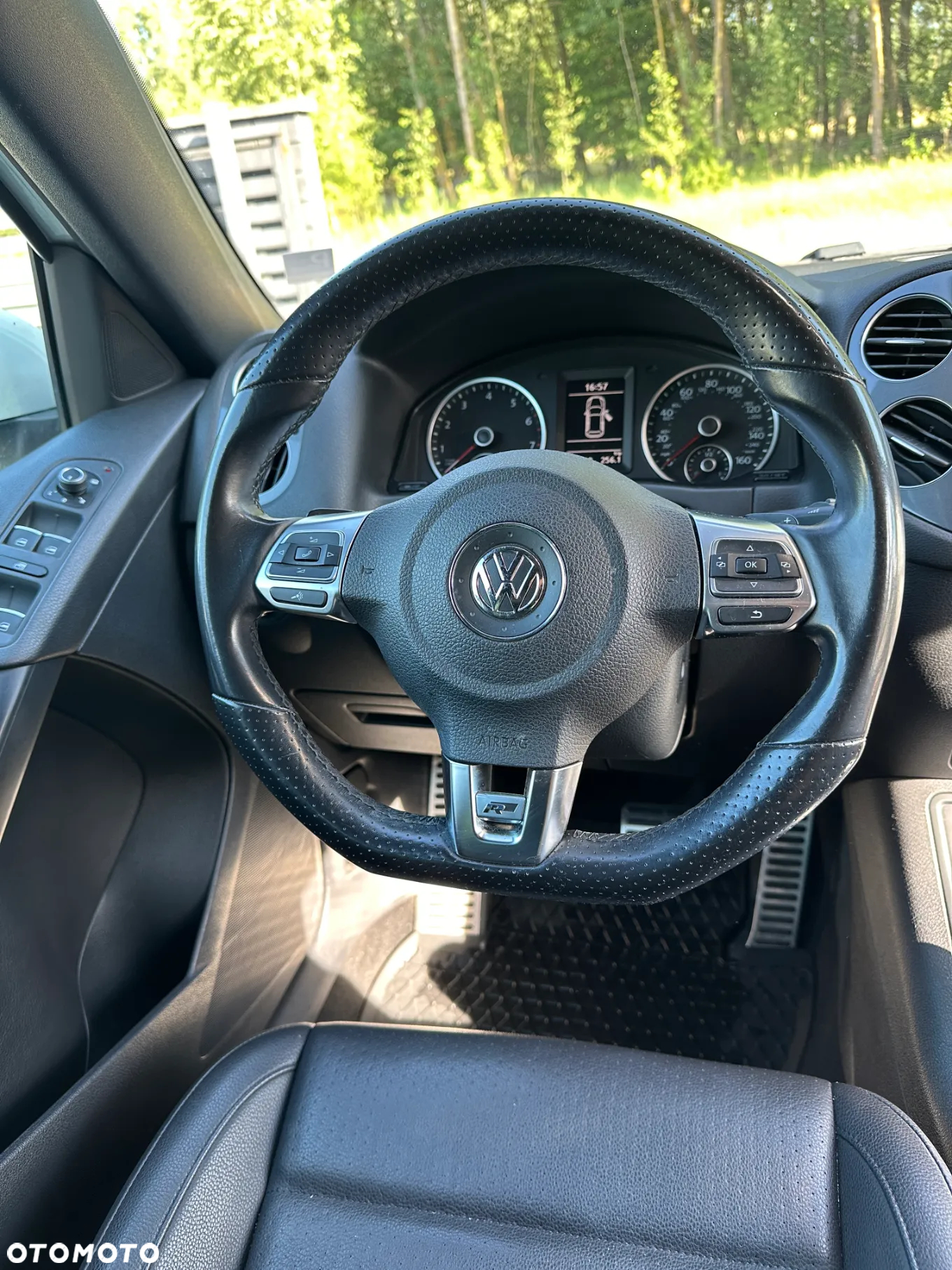 Volkswagen Tiguan - 8