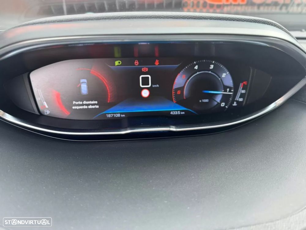 Peugeot 3008 1.5 BlueHDi Allure - 3