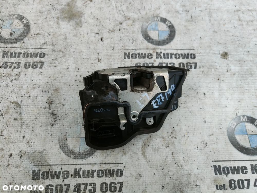 BMW E87 E90 E91 E60 Zamek drzwi lewy tył 7167075 - 1