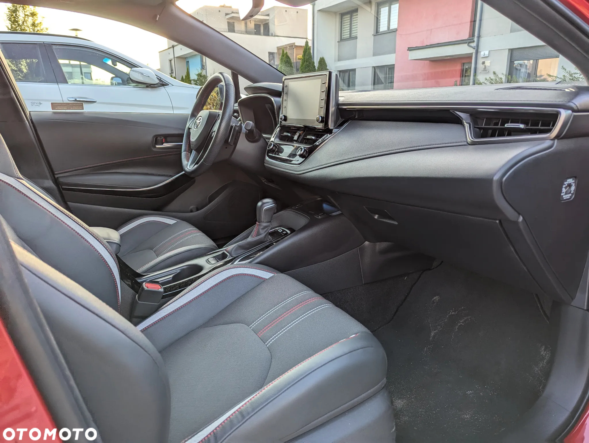 Toyota Corolla - 12