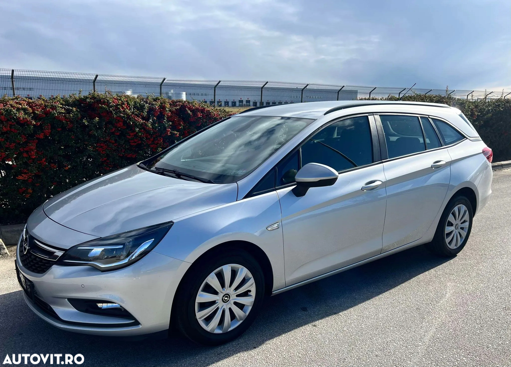 Opel Astra 1.6 CDTI DPF ecoFLEX Start/Stop Exklusiv - 12
