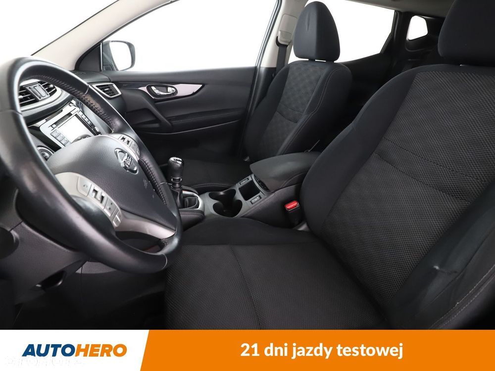 Nissan Qashqai 1.6 DCi Visia - 10