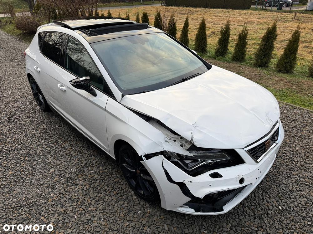 Seat Leon 1.8 TSI FR Black S&S DSG - 4