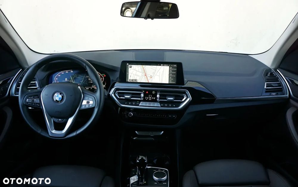 BMW X3 xDrive20i mHEV - 21