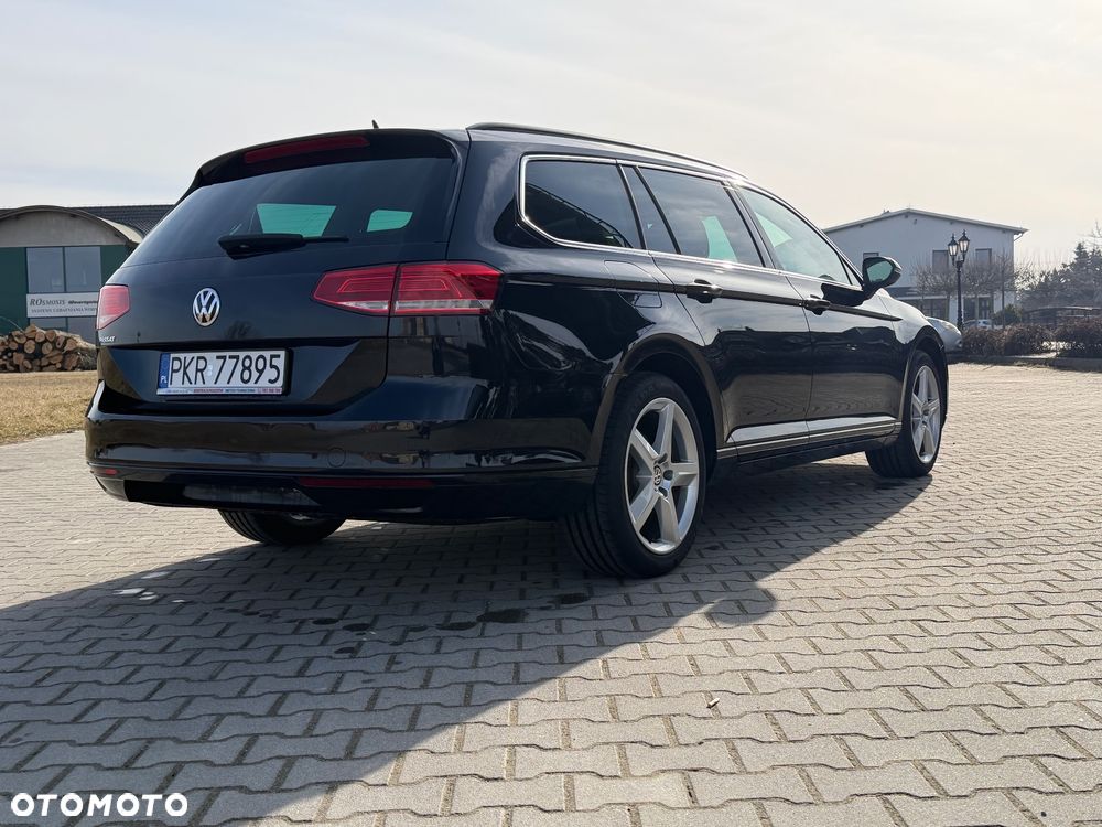Volkswagen Passat 2.0 TDI BMT Comfortline DSG - 11