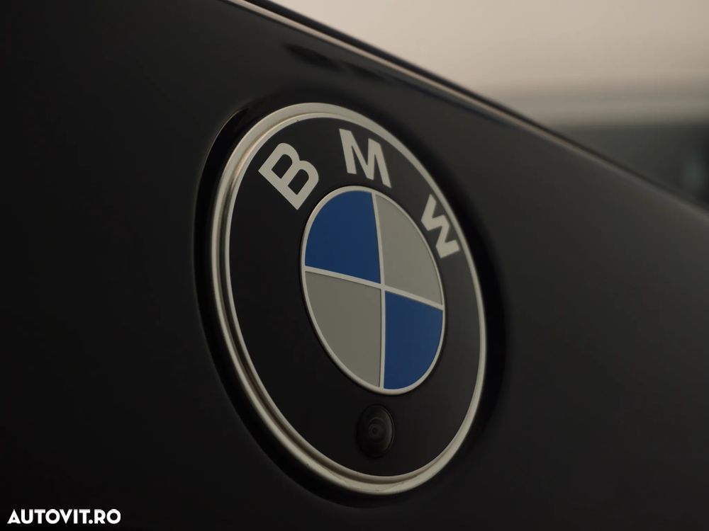 BMW Seria 7 740d xDrive - 16
