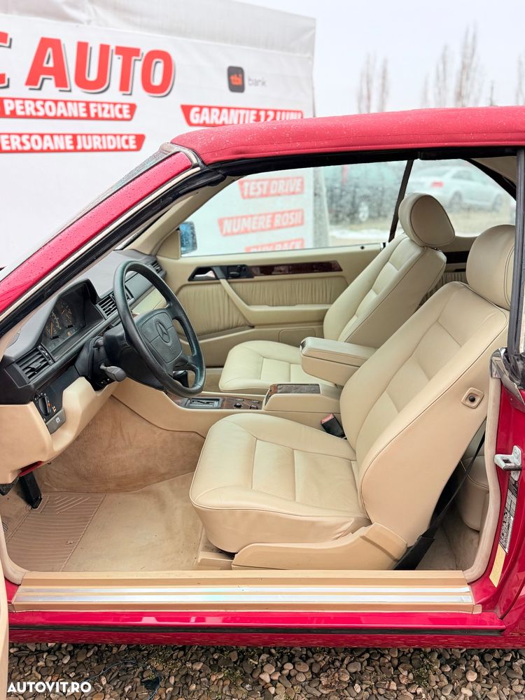 Mercedes-Benz E - 12