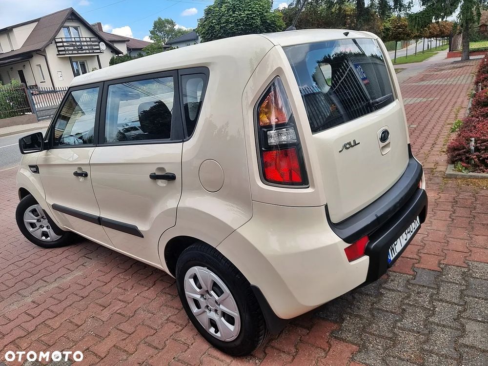 Kia Soul 1.6 CVVT Spirit - 23