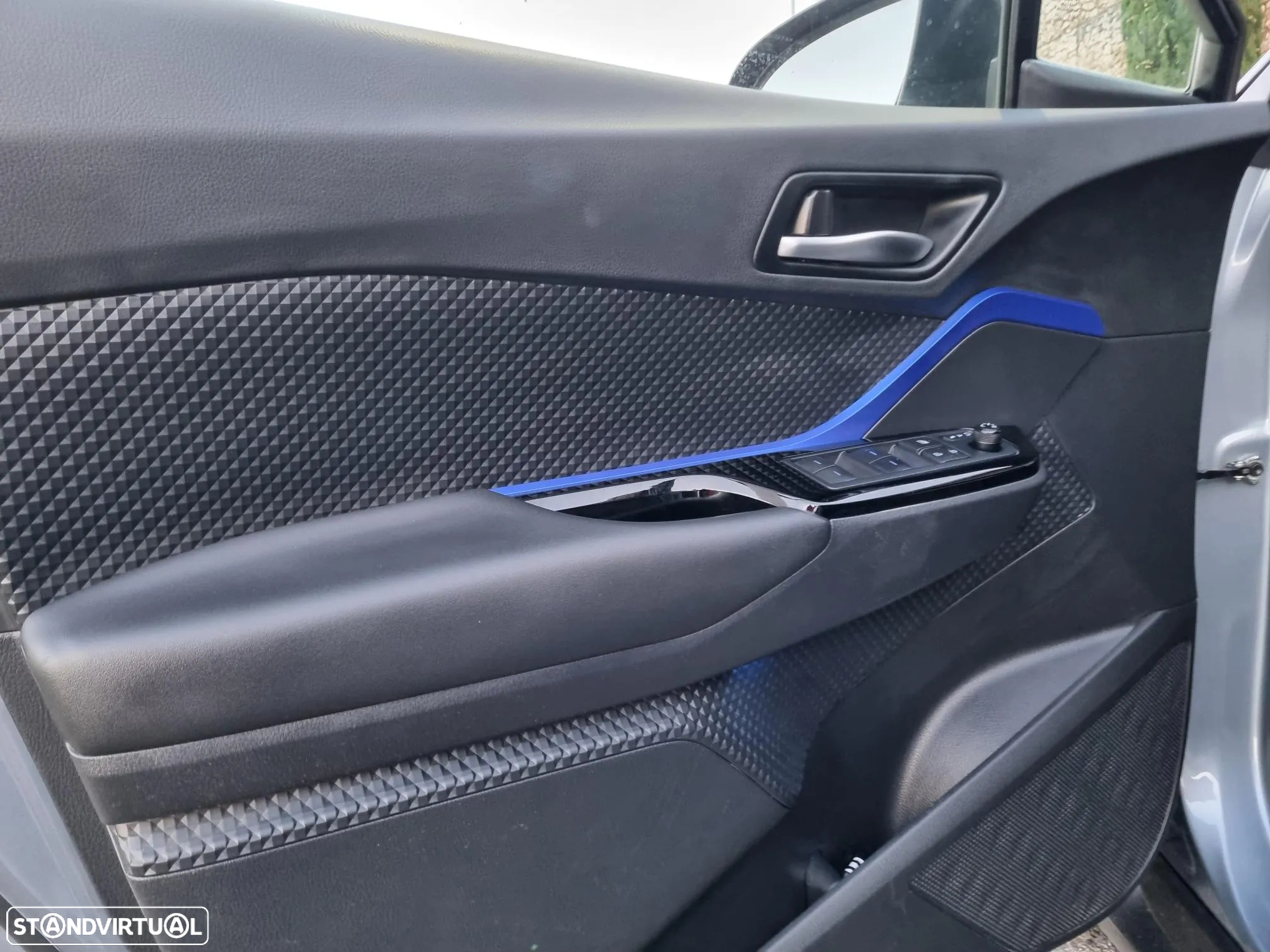 Toyota C-HR 1.8 Hybrid Square Collection - 14