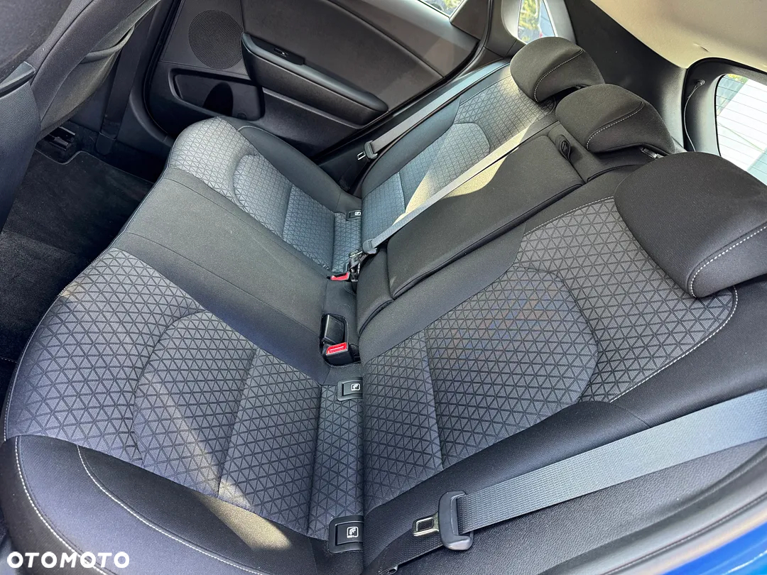 Kia Ceed 1.4 T-GDI DCT OPF Platinum Edition - 32