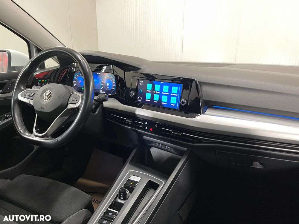 Volkswagen Golf 1.5 eTSI ACT DSG MHEV Life - 10