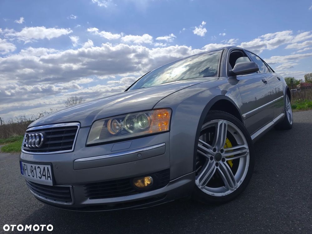 Audi A8 - 1